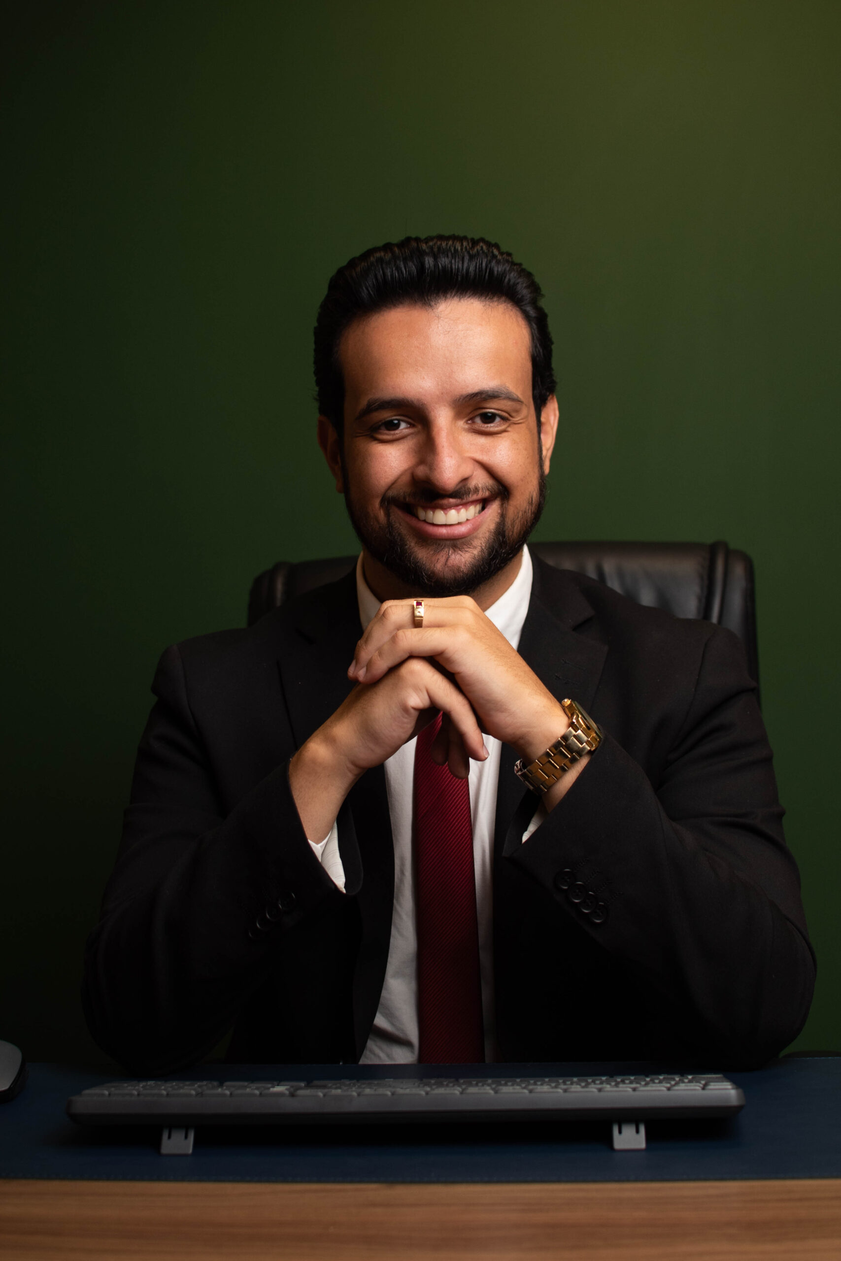 Dr. Suriany Henrique, Advogado