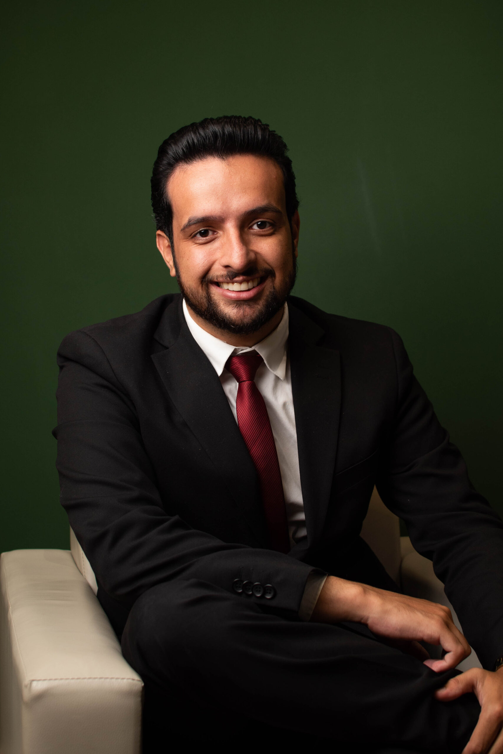 Dr. Suriany Henrique, Advogado e Fundador